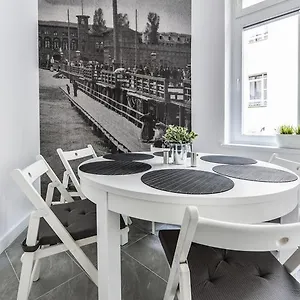 Apartment Mieszkanie Przy Deptaku